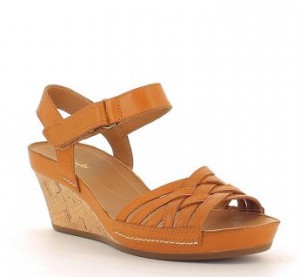 sandalias clarks con cuña de 5 cm